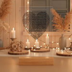 Personalisierter Acrylaufsteller mit Holzsockel, christliche Deko und Geschenkidee, stilvoll mit romantischen Kerzen