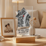 Personalisierter Acrylaufsteller mit Holzsockel, christliche Deko und Geschenkidee, stilvoll im Wohnzimmer platziert