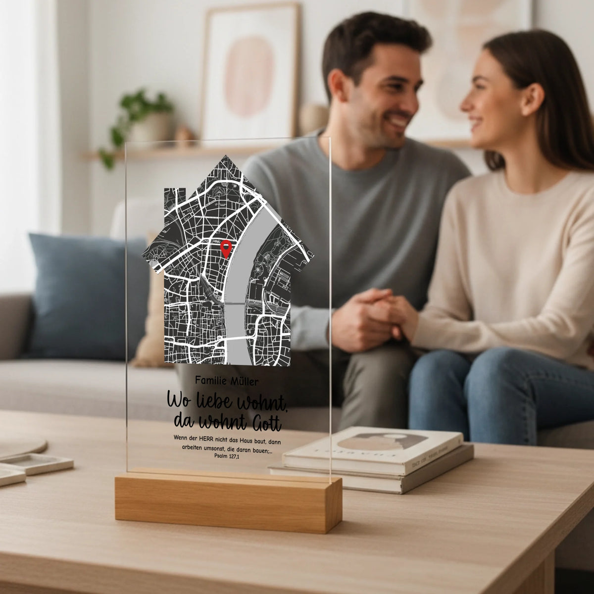 Personalisierter Acrylaufsteller mit Holzsockel, christliche Deko und Geschenkidee, stilvoll für Ehepaare Paare