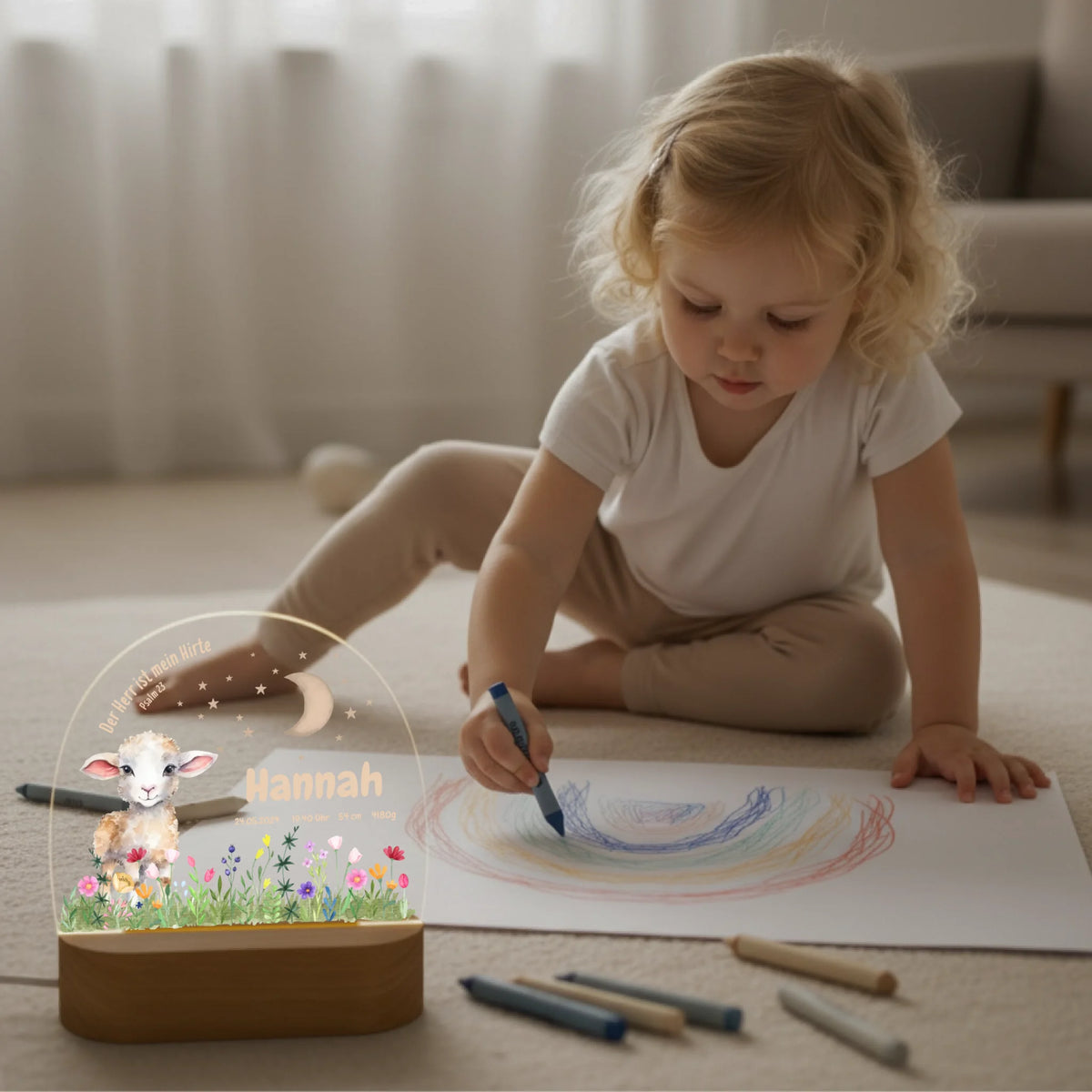 Personalisiertes LED Nachtlicht Christliche Deko und Geschenk Kind malt