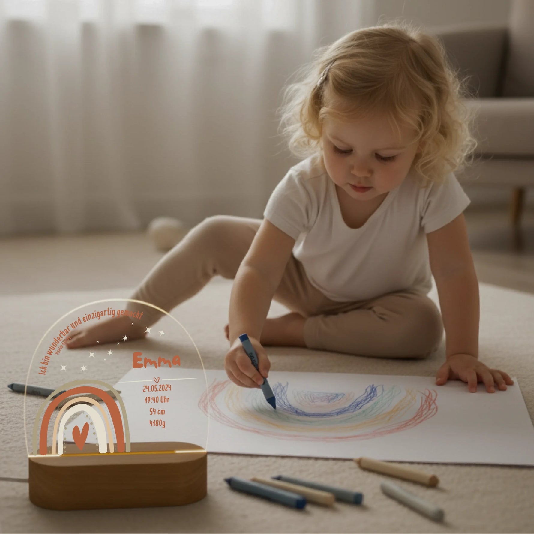 Personalisiertes LED Nachtlicht Christliche Deko und Geschenk Kind malt