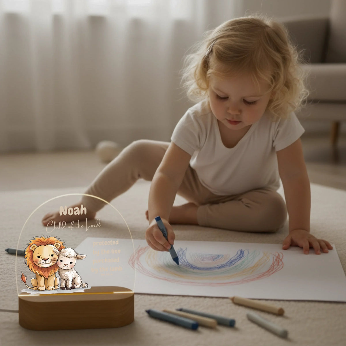 Personalisiertes LED Nachtlicht Christliche Deko und Geschenk Kind malt