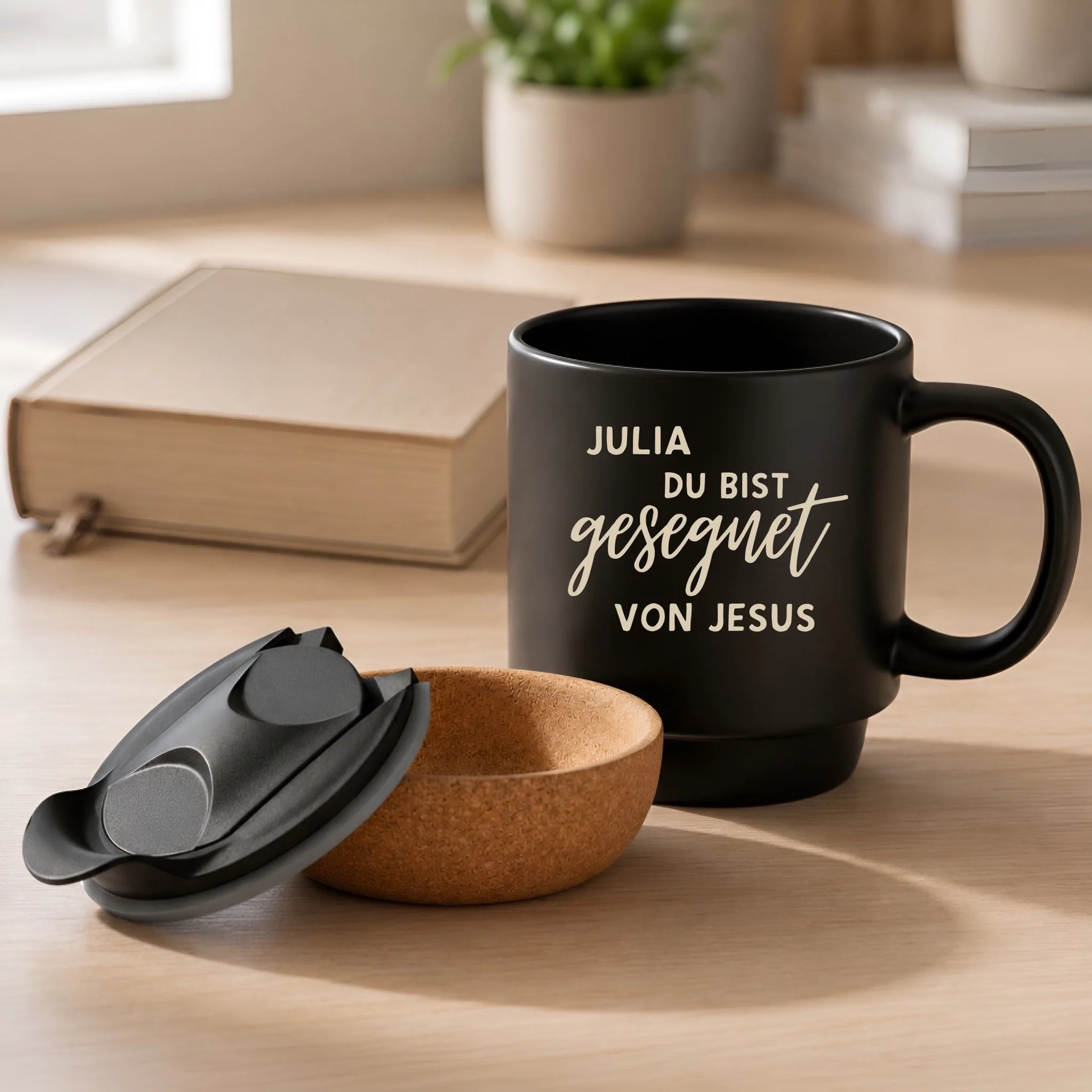 Keramiktasse mit Kork und Deckel (2)
